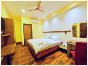 PURI HOTEL R O C K B A Y near sea beach and temple